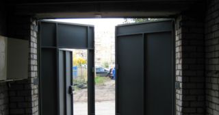 Купить гаражные ворота распашные Славгород, цена от 3868 руб.
